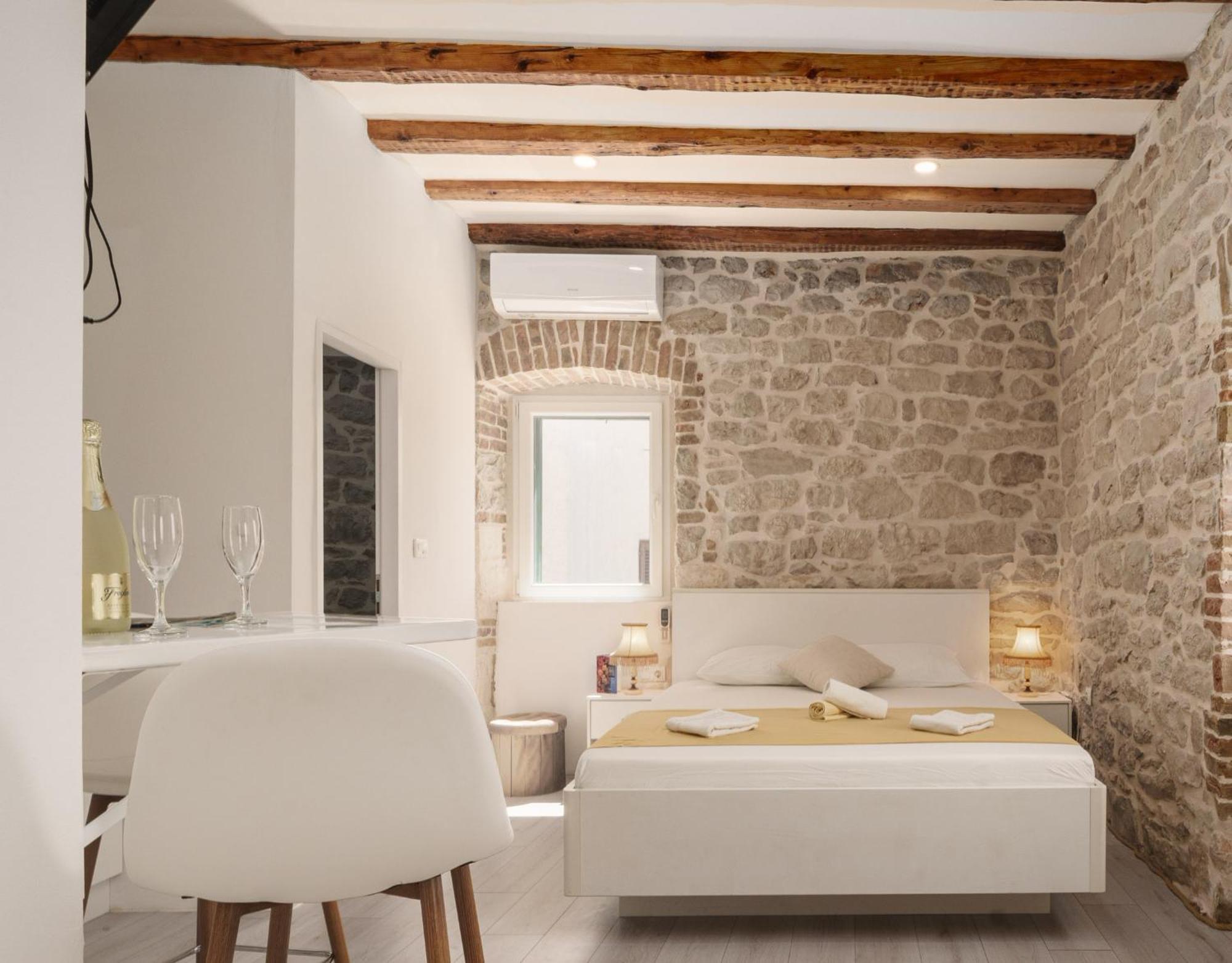 Sibenik Style Suites Екстериор снимка